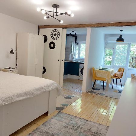 Studio 22 Крайова Екстериор снимка